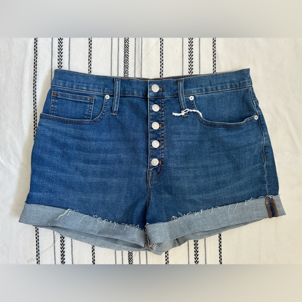 Madewell High-Rise Denim Shorts - Size 31 - Button Front - NWT!